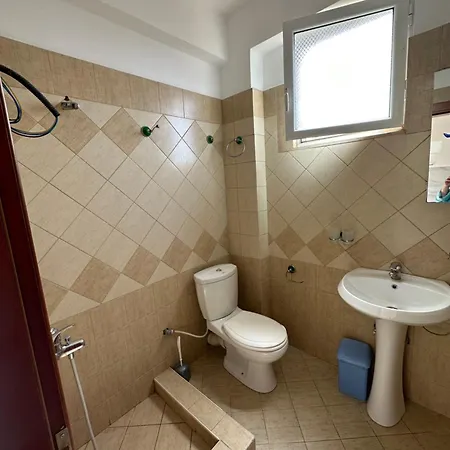 Evita's House * Lukovë